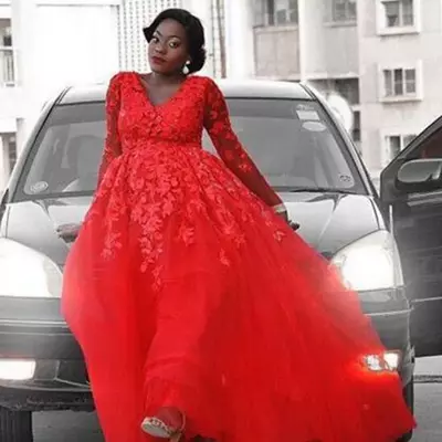 New trendy red wedding dresses with long sleeves sexy v neck lace appliques plus size dresses tulle floor length formal party gown