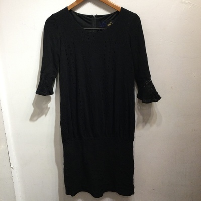 Theatre products black knitted low waisted dress