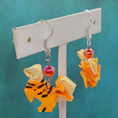 Origami earrings: growlithe