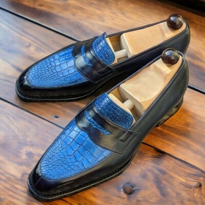 Handmade men's black and blue leather shoes ,alligator texture penny loafer shoes