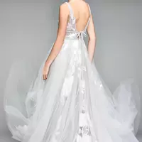 3D Flower Lace Appliques Wedding Dress V-Neck Backless A-Line Tulle Destinaiton Bridal Gowns  - Thumbnail 2