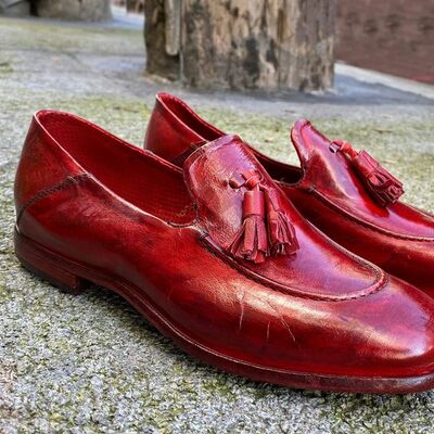 New handmade tassel loafer in cowhide leather burgundy color for men, summer shoes