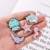 5pcs marine life series brooch shark jellyfish seahorse brooch - Thumbnail 4