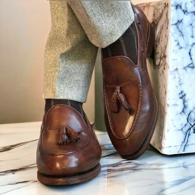 Handmade men's brown leather shoes , loafer slip on tassel shoes