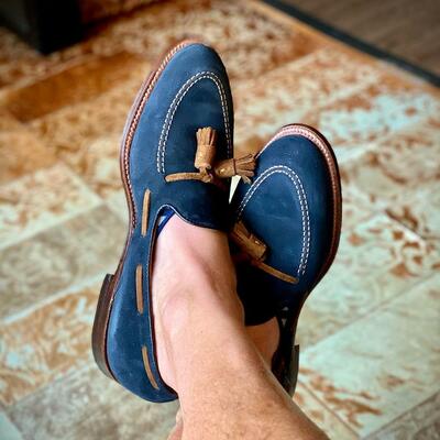 Blue brown loafer tasseled comfortable suede shoes for men's
