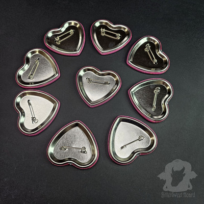 Pink heart pronoun button