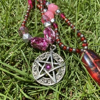 Pink Pentacle Beaded Necklace - Thumbnail 1
