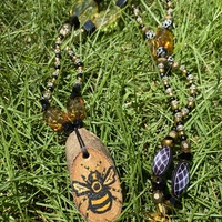 Bumblebee Beaded Necklace - Thumbnail 4