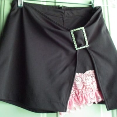 Ma＊rs black pink rhinestone skort sz. s - Thumbnail 2