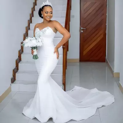 Simple crystals mermaid wedding gowns sweetheart satin elegant bridal dresses