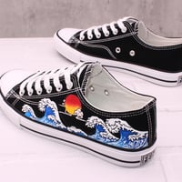 Wave hand-painted shoes. Ukiyo-e canvas shoes. Fashion sneakers. Couple flat shoes. Running outdoor shoes.Personality gift.christmas gift - Thumbnail 3