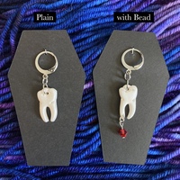 Teeth Stitch Marker - Thumbnail 1