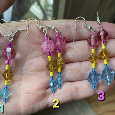 Pansexual pride beaded earrings - Thumbnail 1