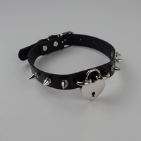Hard core heart rivet choker - Thumbnail 1