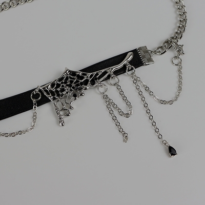Punk spider web choker