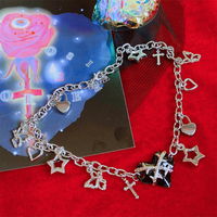 Dark thorn heart necklace - Thumbnail 3