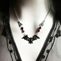 Halloween bat necklace - Thumbnail 3