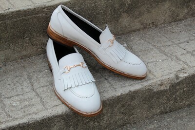 Crafted Leather Unique and Classic Men White Fringes Moccasin Loafer Dress Shoes