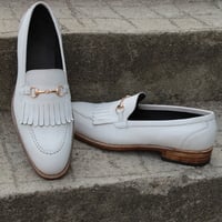 Crafted Leather Unique and Classic Men White Fringes Moccasin Loafer Dress Shoes - Thumbnail 6
