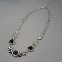 Glittering black heart necklace - Thumbnail 3