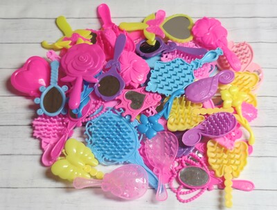 20pcs. Mix Lot Brushes/Mirrors for Fashion Dolls