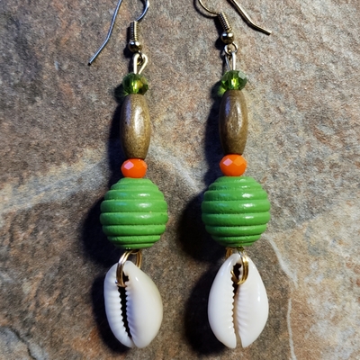 Famu summer🐍🧡💚🌞 (natural) handmade earrings by nubian collection artwear👑 