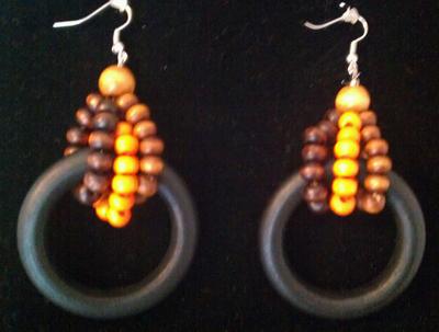 Wooden disc w/ multi beads