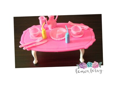 Table with 10+pcs. of Utensils and Dinnerware for Fashion Dolls