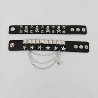Punk goth rivet stars chain bracelet - Thumbnail 1