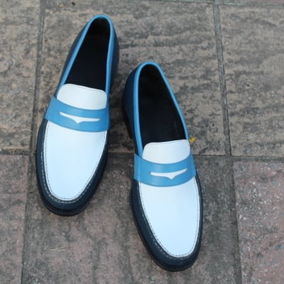 Crafted leather men classic tri tone color leather moccasin loafers dress shoes - Thumbnail 5