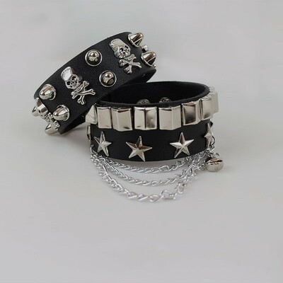 Punk goth rivet stars chain bracelet