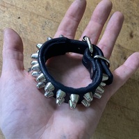 2 Row Short British Stud Cuff - Thumbnail 1