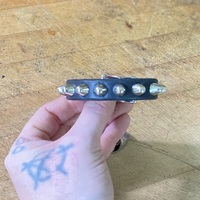 Self-Keeper 1-Row Short British Stud Wristband - Thumbnail 2