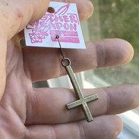 Big Crucifix Earring - Thumbnail 7