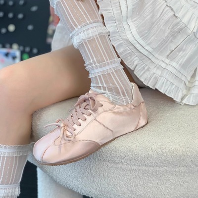 Ballet style flat-soled casual shoes 