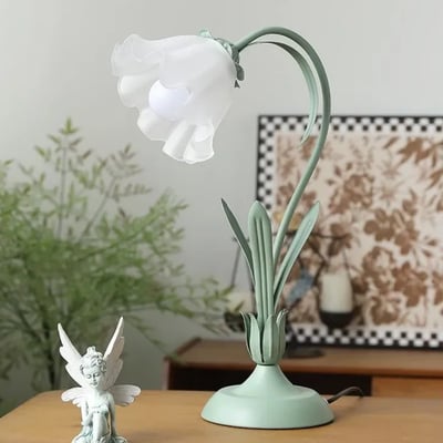 Magical fairy flower tabletop lamp