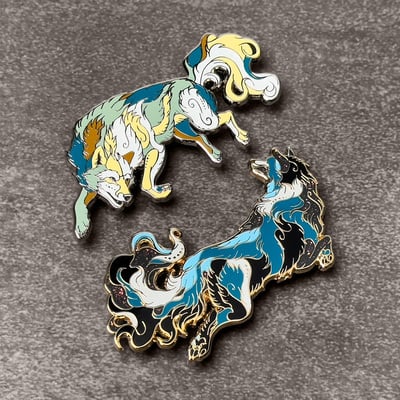 Duality wolves - enamel pin set