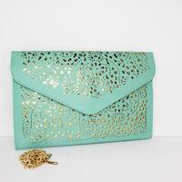 Hollow Out - Thumbnail 1