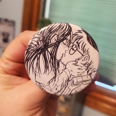 Peterick smooch button