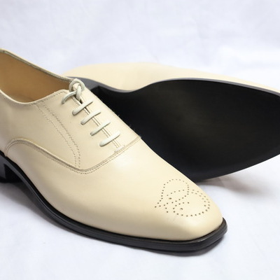  leather classic cream color oxford lace up dress shoes
