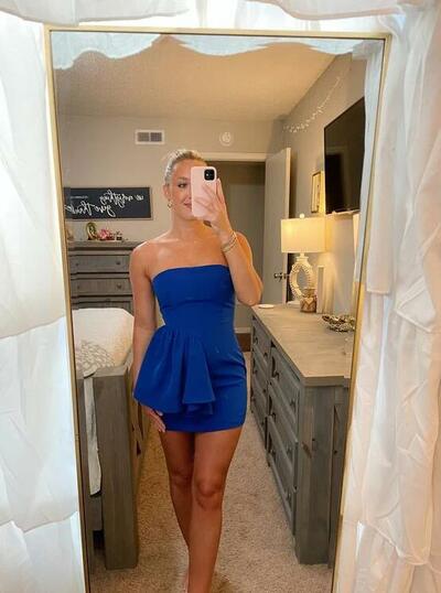 Unique Strapless Blue Short Homecoming Dresses