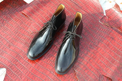 Crafted Leather Classic Black Patent Leather Fashion Chukka Dress Shoes