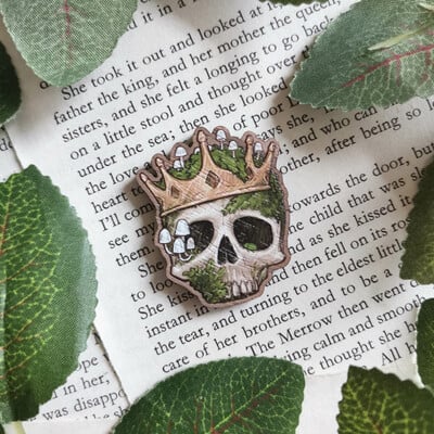 Decaying crown wood pin - Thumbnail 4