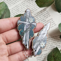 Broken Sword wood pin - Thumbnail 3