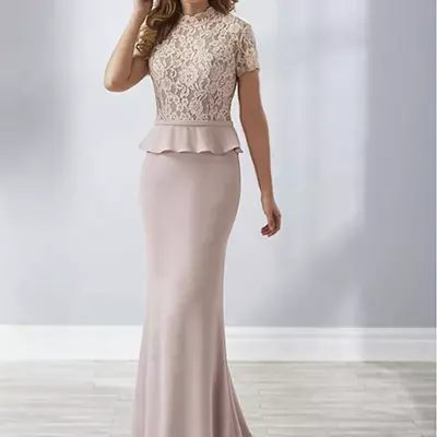 Champagne mother of the bride / groom dresses wedding guest gowns sweep train mermaid ruffles lace illusion high neck long evening dress
