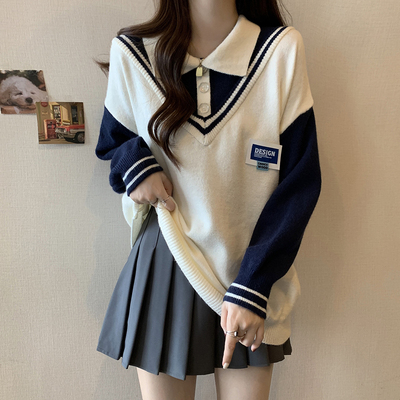 Navy style lapel sweatshirt