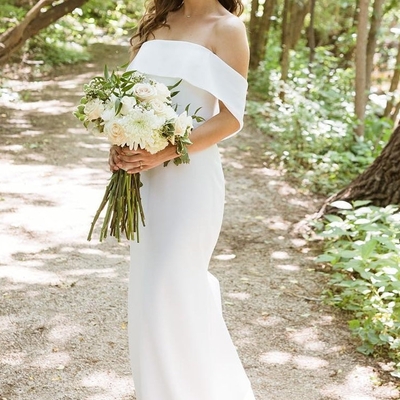 Off-the-shoulder mermaid long wedding dress 