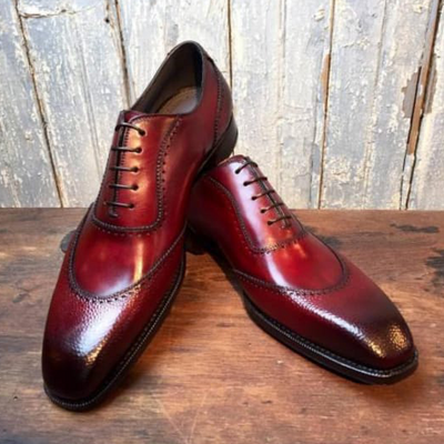 Limited edition burgundy whole cut split lace up leather shoes 