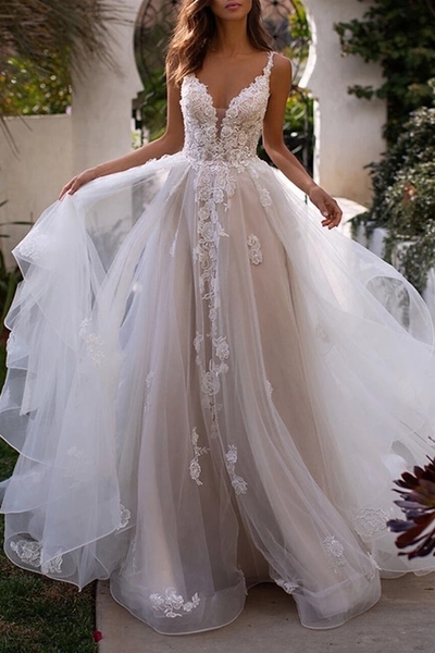 Princess Sweetheart Wedding Dress Spaghetti Straps With Appliques 
