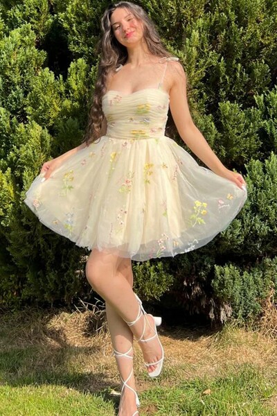 Champagne Spaghetti Straps Tulle Homecoming Dress Short Prom Dress 